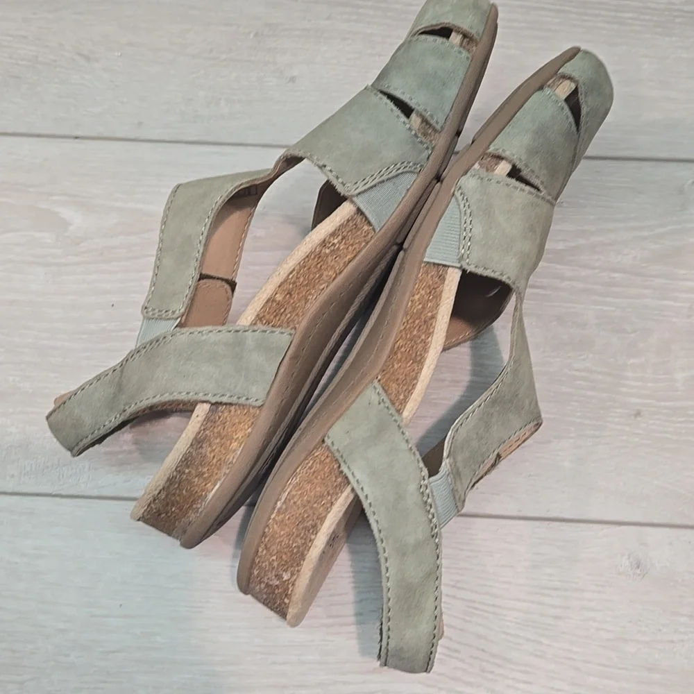 Earth Origins Women's Birdine Green Leather Sandals Shoes Sz 8M